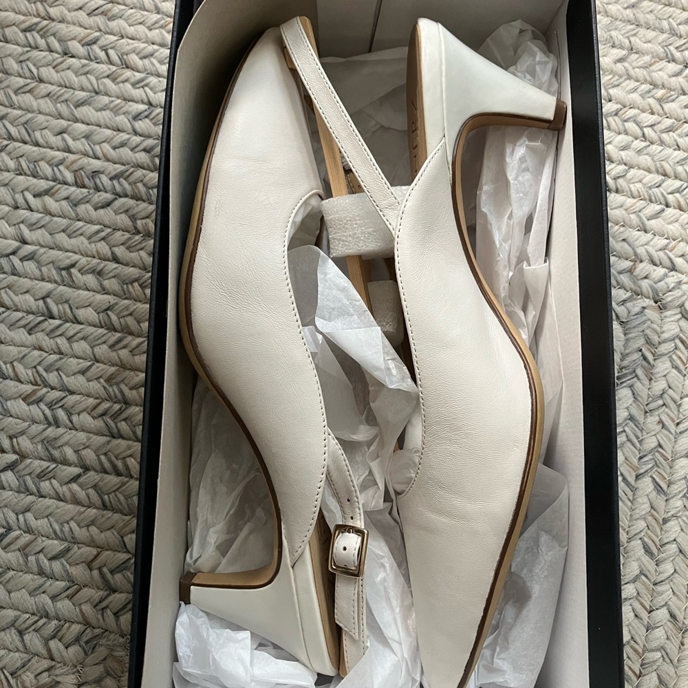 Naturalizer Baylee Slingback in Alabaster 9.5